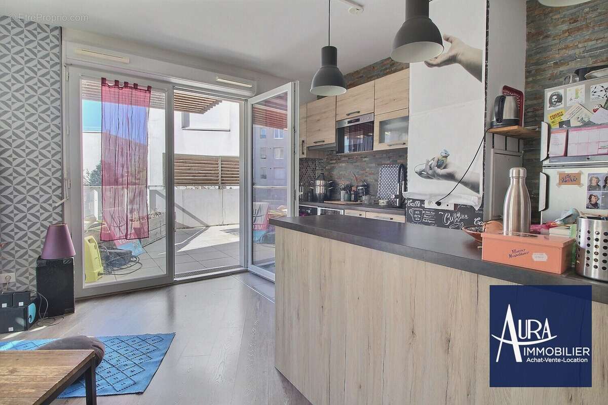 Appartement 61 m² à Romainville  - photo 5
