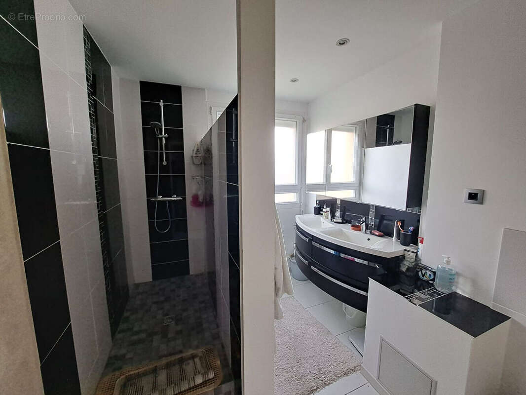 Appartement à IFS