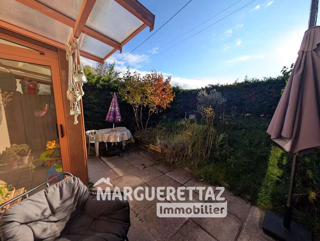 Appartement à REIGNIER