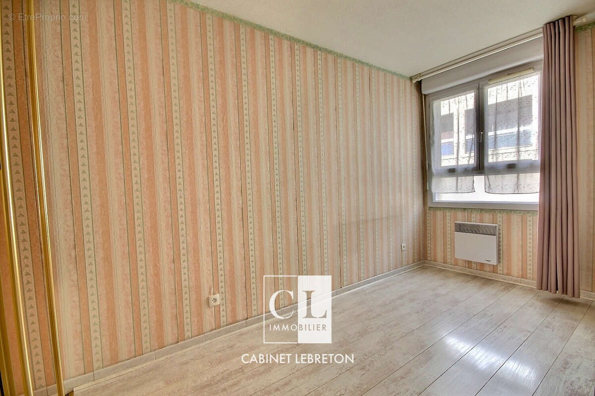 Appartement à MARSEILLE-6E
