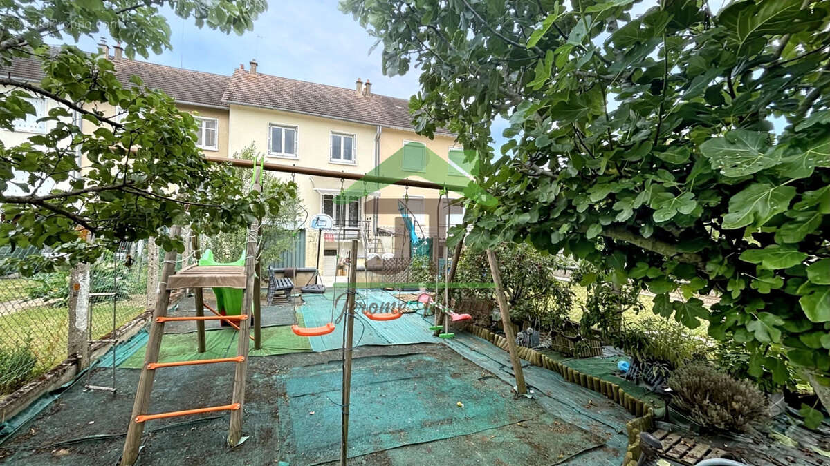 Maison à CHATEAUDUN