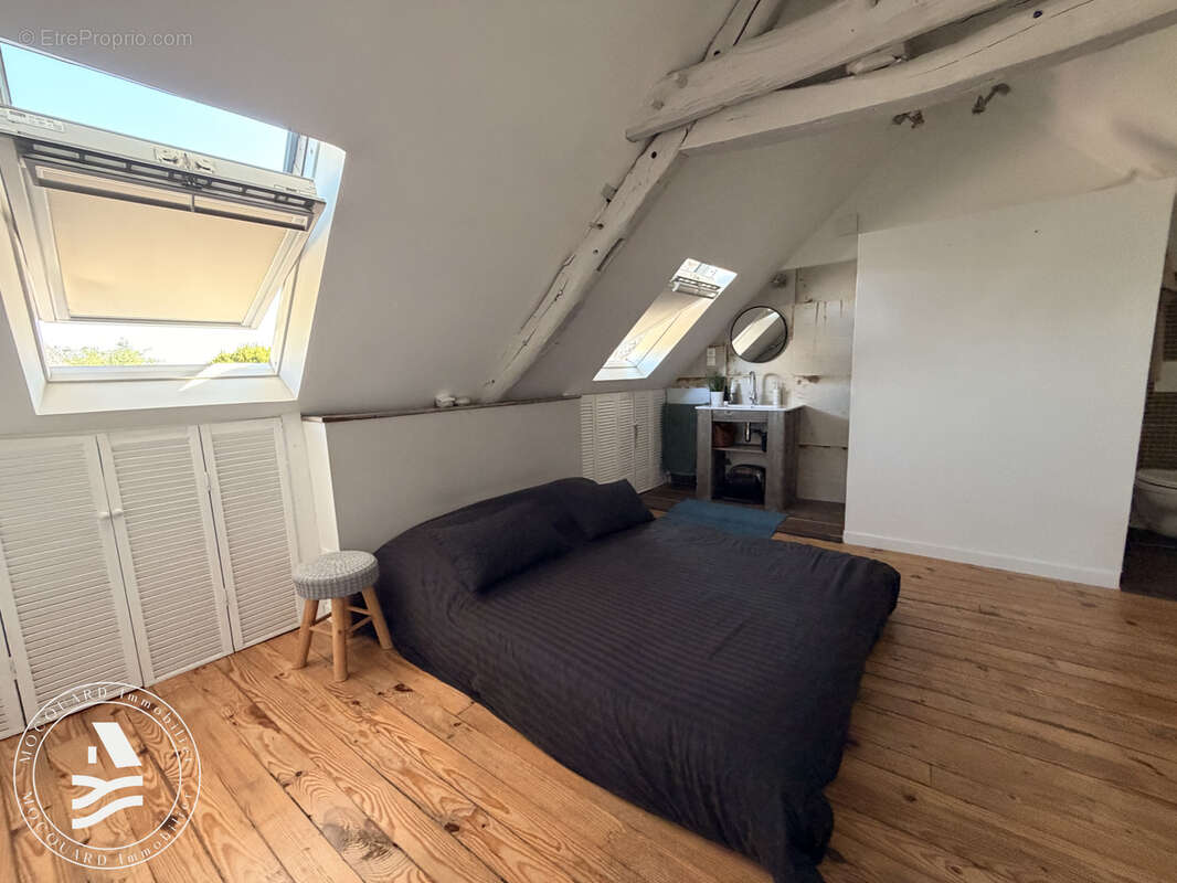 Maison de caractère, entièrement rénovée avec goût - photo 9