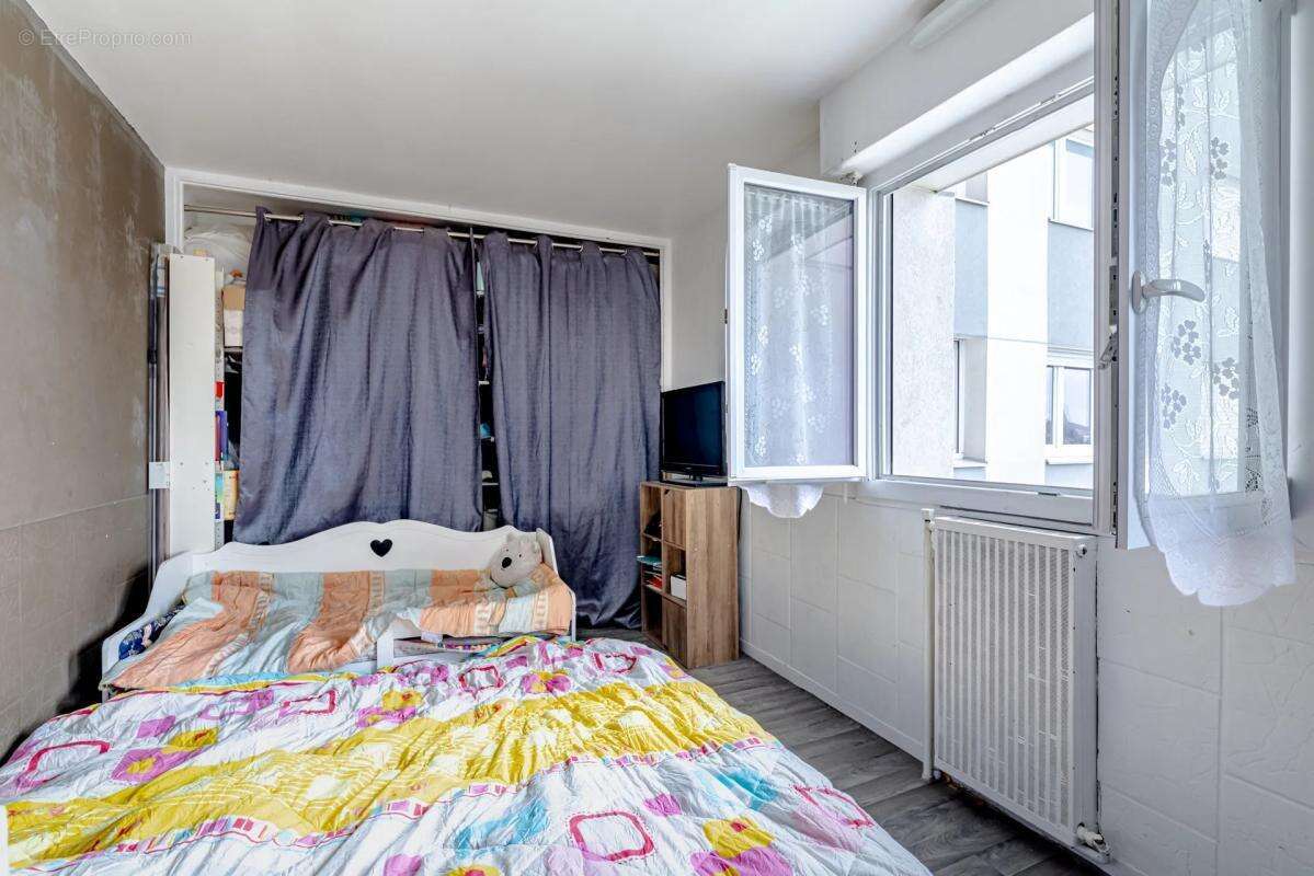 Appartement à EPINAY-SUR-SEINE