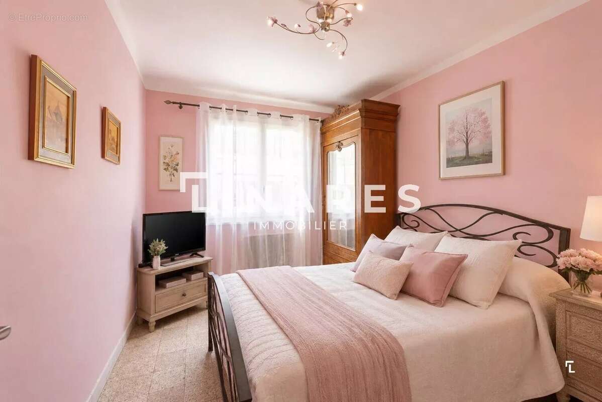 Appartement à MARSEILLE-7E