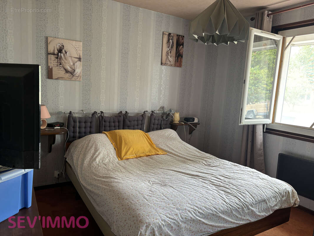 Maison 87 m² à Crechy  - photo 10