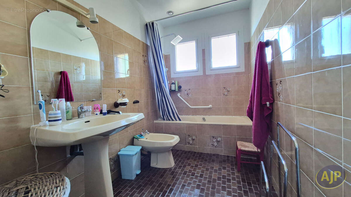 Maison à LA LIMOUZINIERE