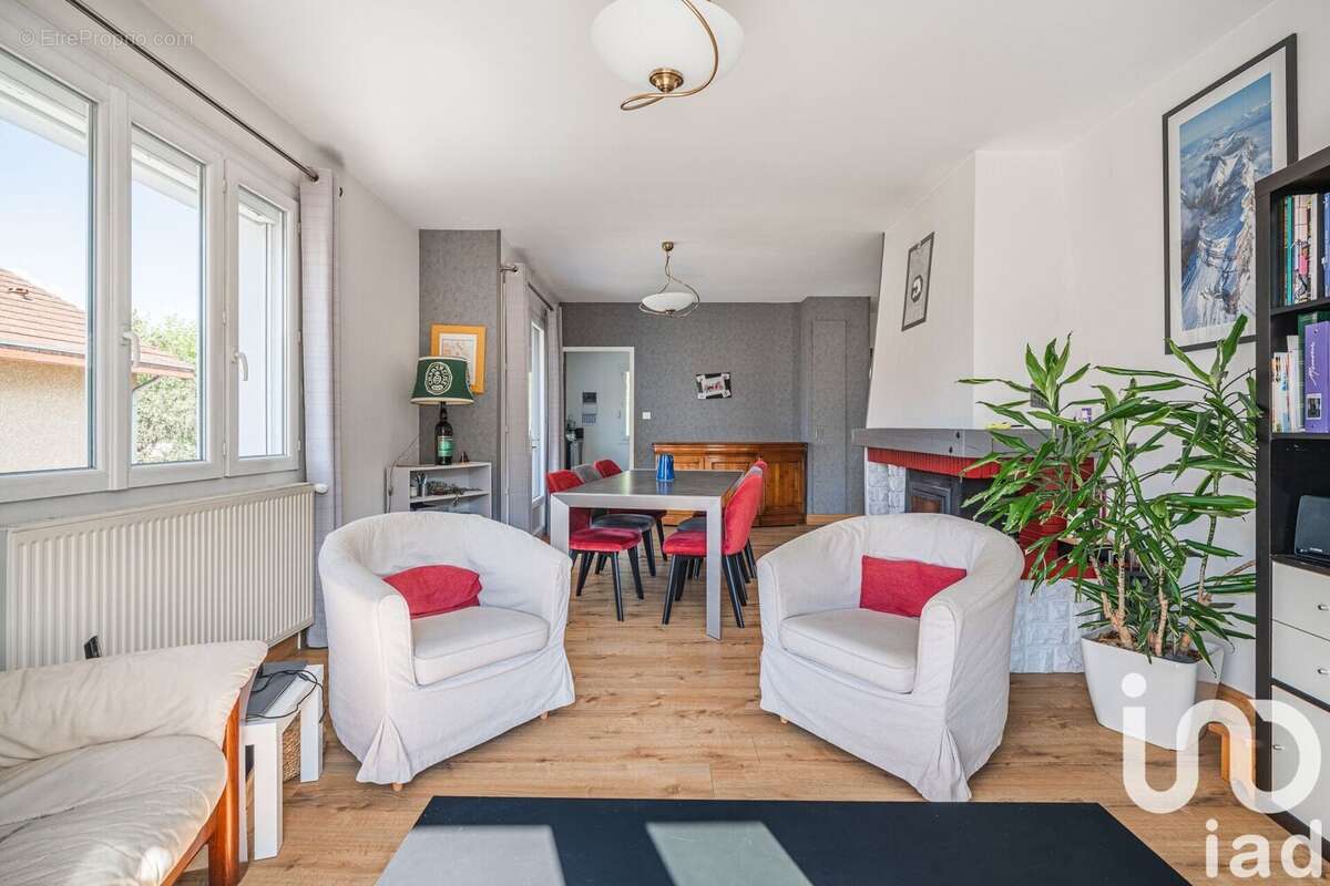 Photo 5 - Maison à POISAT