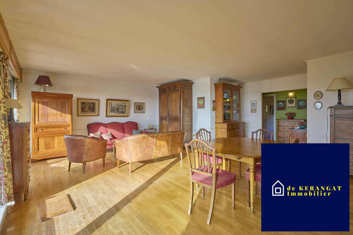 Appartement à LE PLESSIS-ROBINSON