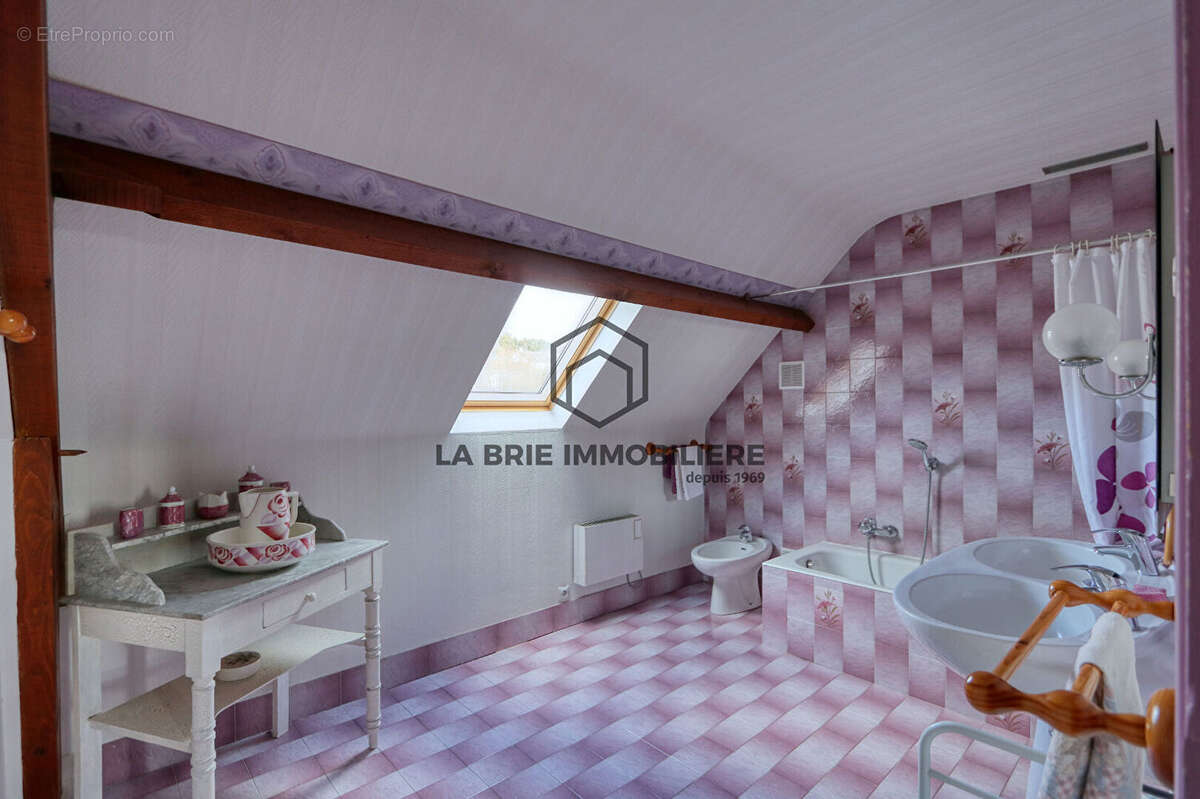 Maison à VILLECRESNES