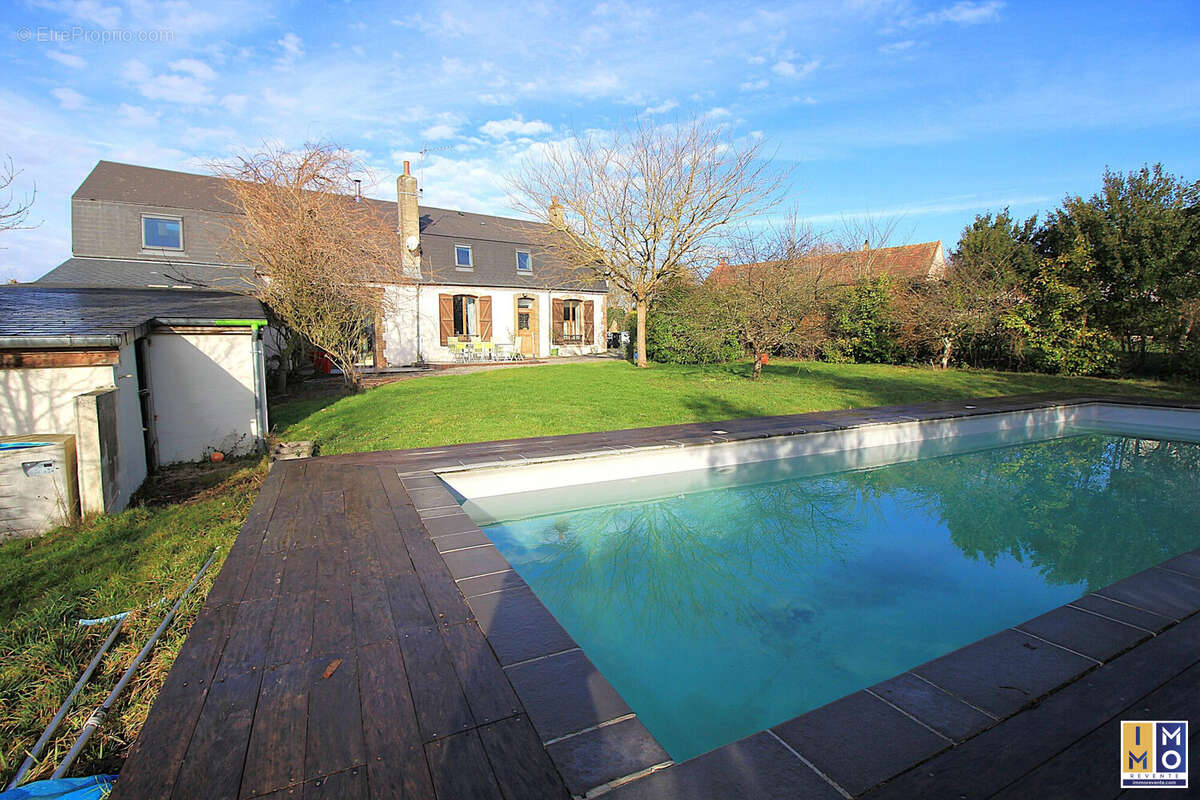Maison à BERRY-BOUY