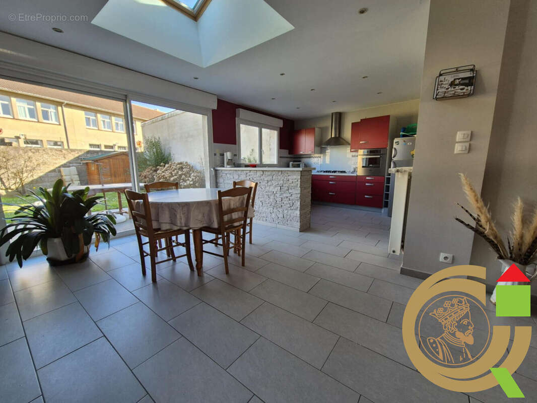 Maison 148 m² à Etaples  - photo 2