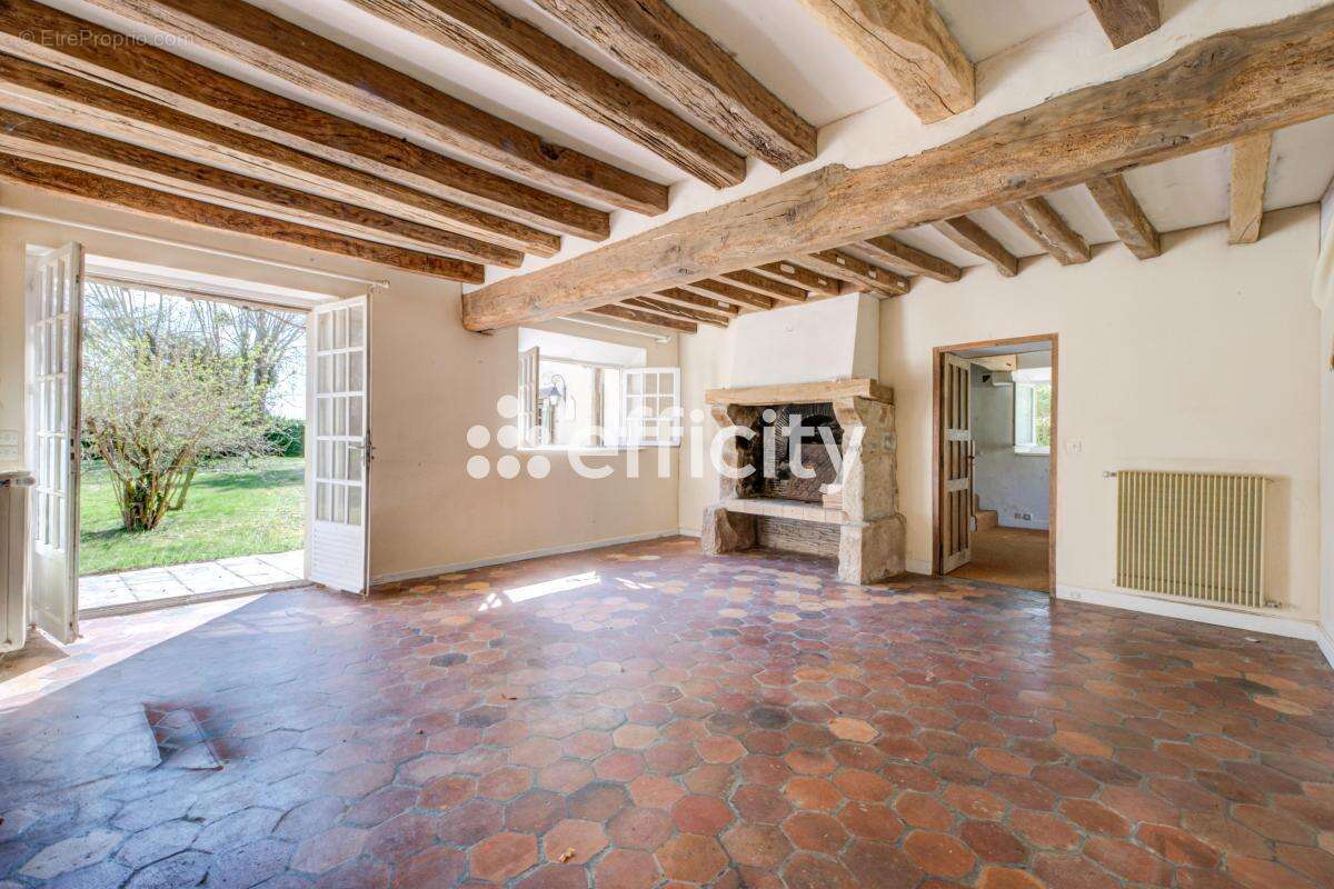 Maison 420 m² à La Boissiere-Ecole  - photo 18