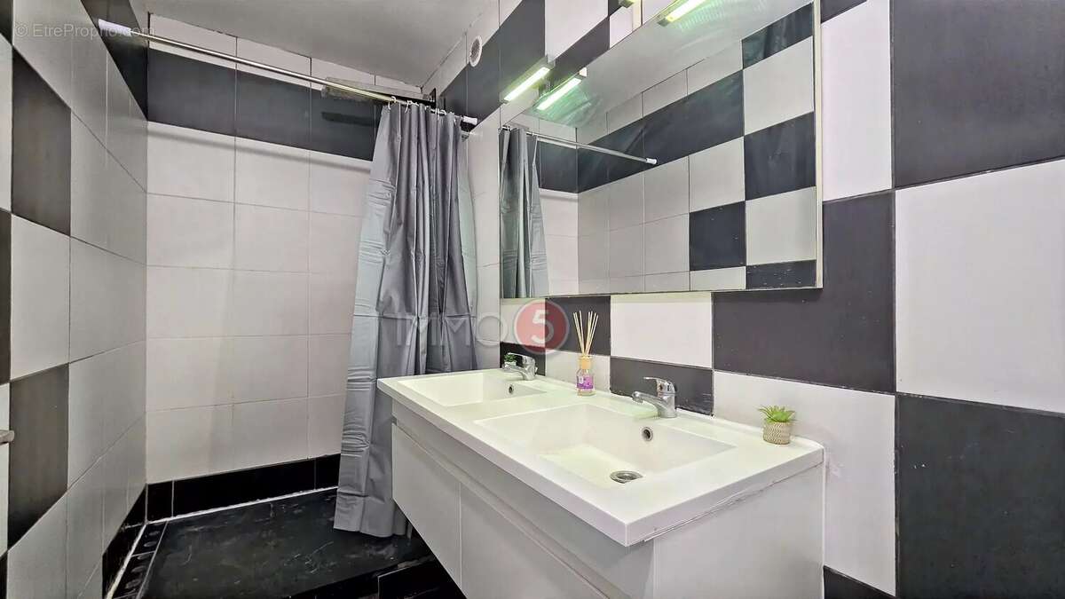 Appartement à LE RAINCY