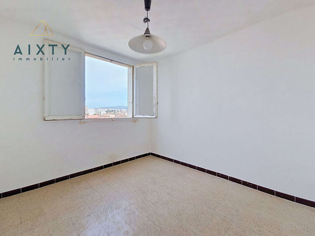 Appartement à MARSEILLE-14E