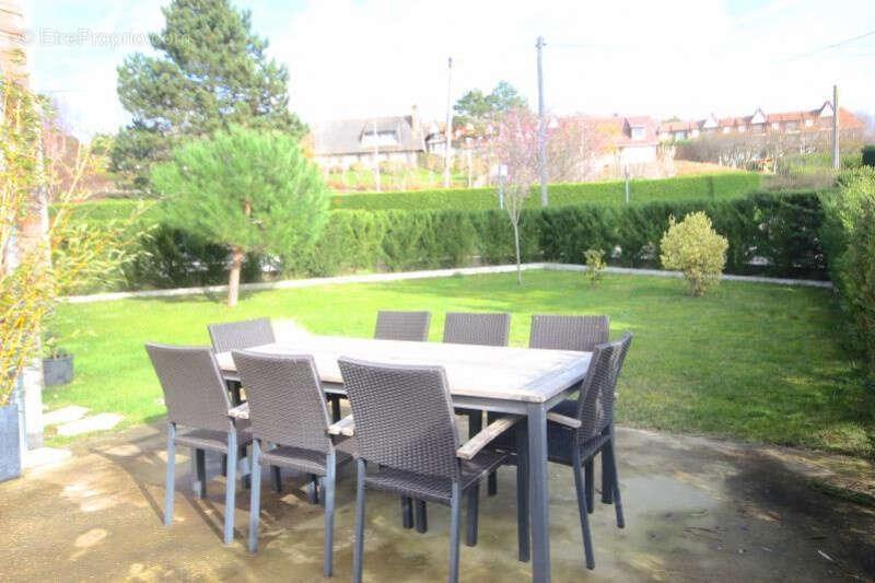 Maison à BLONVILLE-SUR-MER