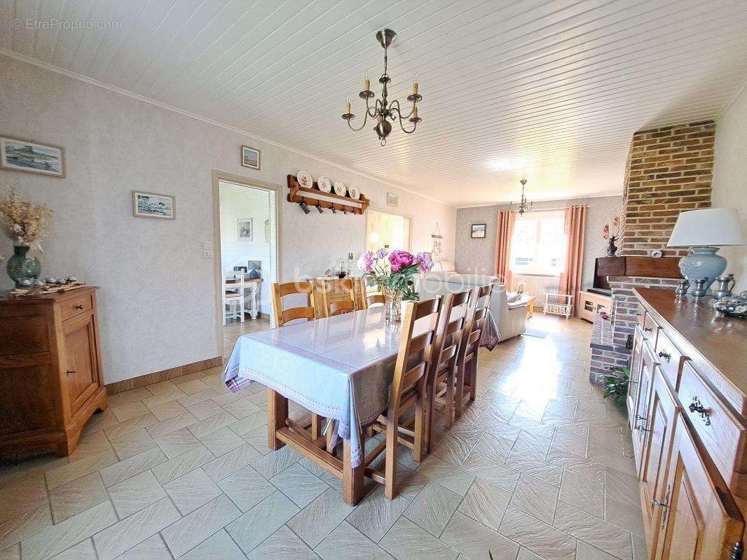 Maison à SAILLY-FLIBEAUCOURT