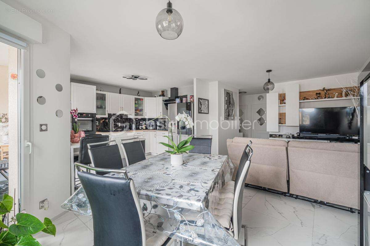 Appartement à RUMILLY