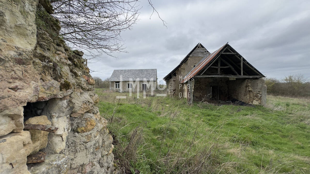 Maison à COURDEMANCHE