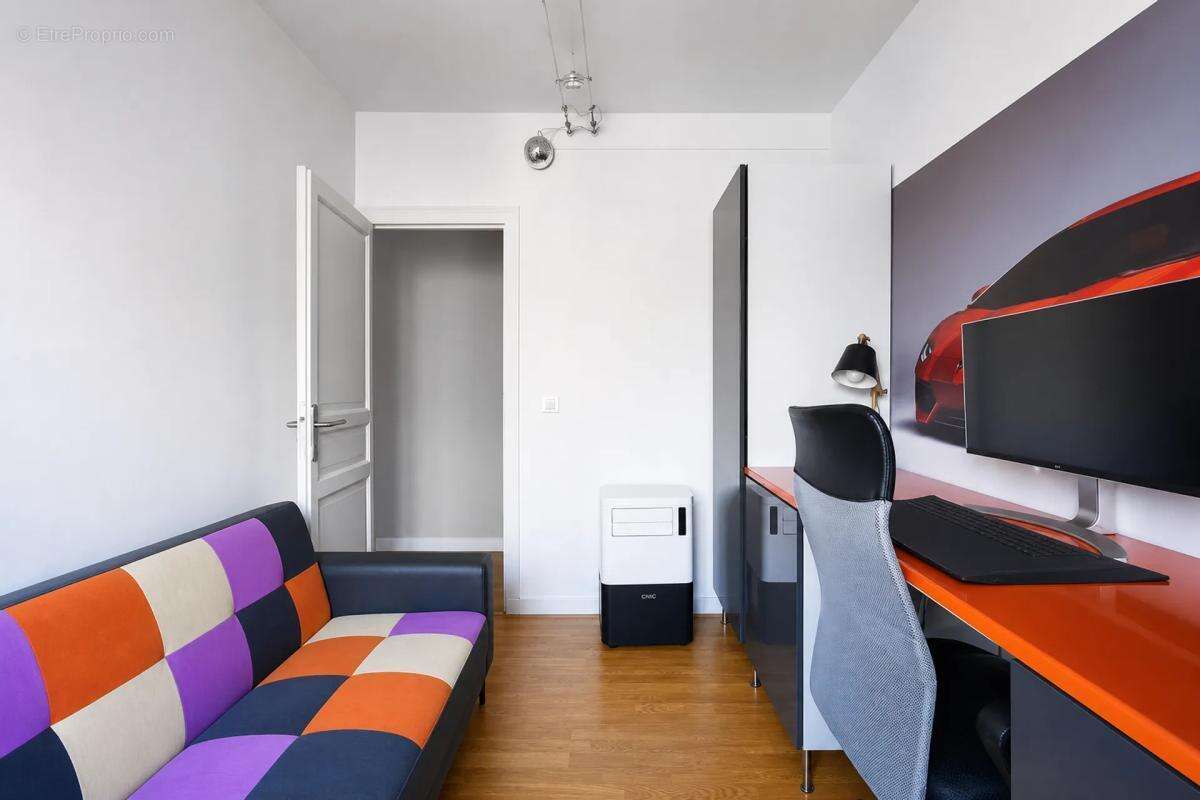 Appartement de type T3 de 45m2 à Bondy avec box et cave - photo 11
