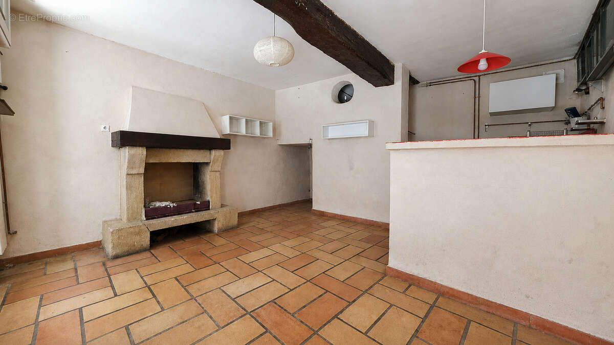 Maison à CADENET