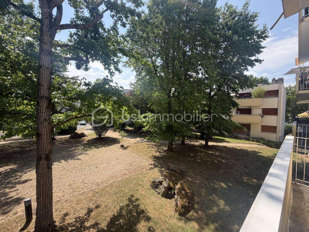 Appartement à QUINCY-SOUS-SENART