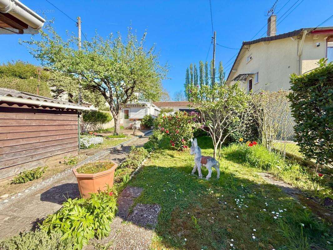 Maison à VILLECRESNES