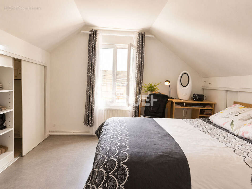 Maison 125 m² à Le Blanc-Mesnil  - photo 8
