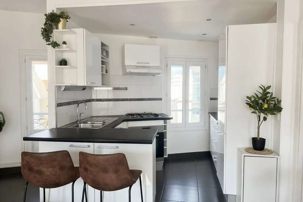 Appartement à SAINT-MAUR-DES-FOSSES