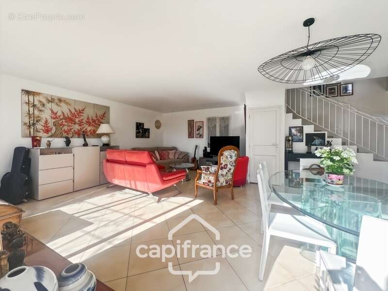 Appartement à HYERES