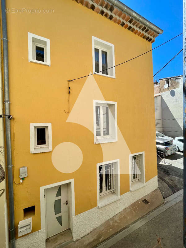 Maison Gonfaron 5 pièce(s) 93 m2 - photo 11
