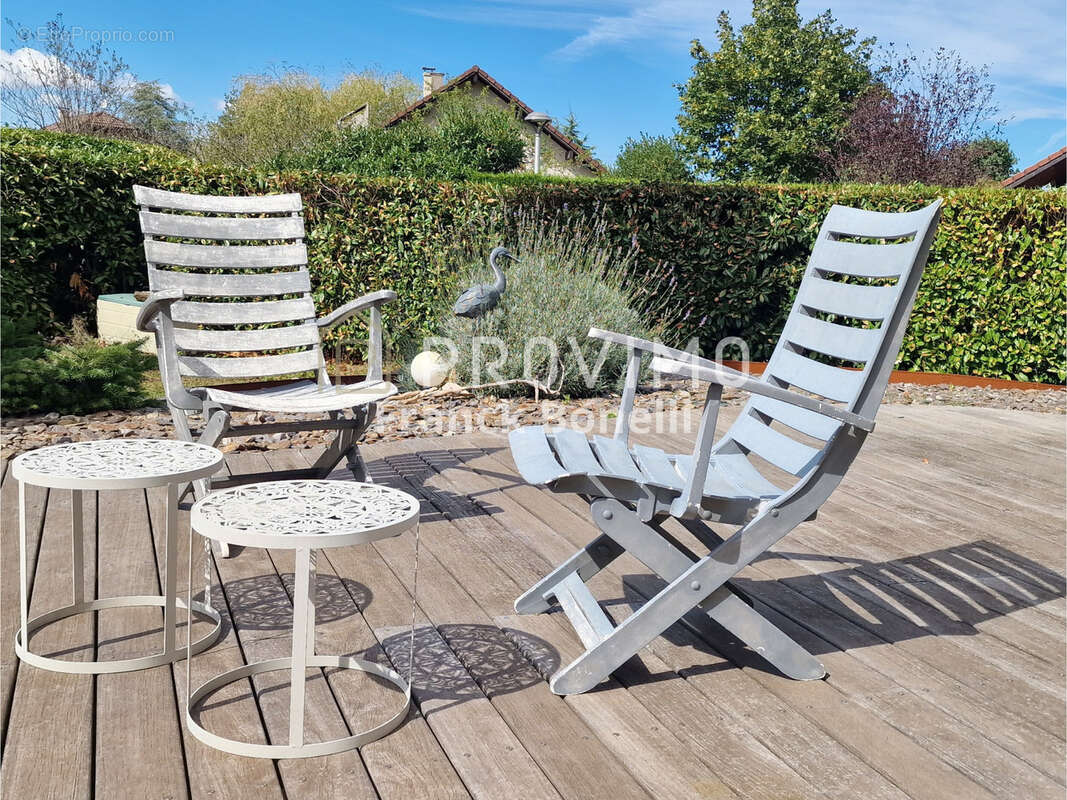 Maison à SAINT-JULIEN-EN-GENEVOIS