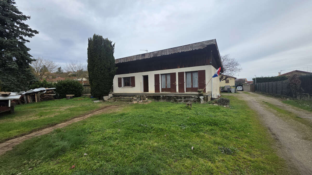 Maison à CHARVIEU-CHAVAGNEUX