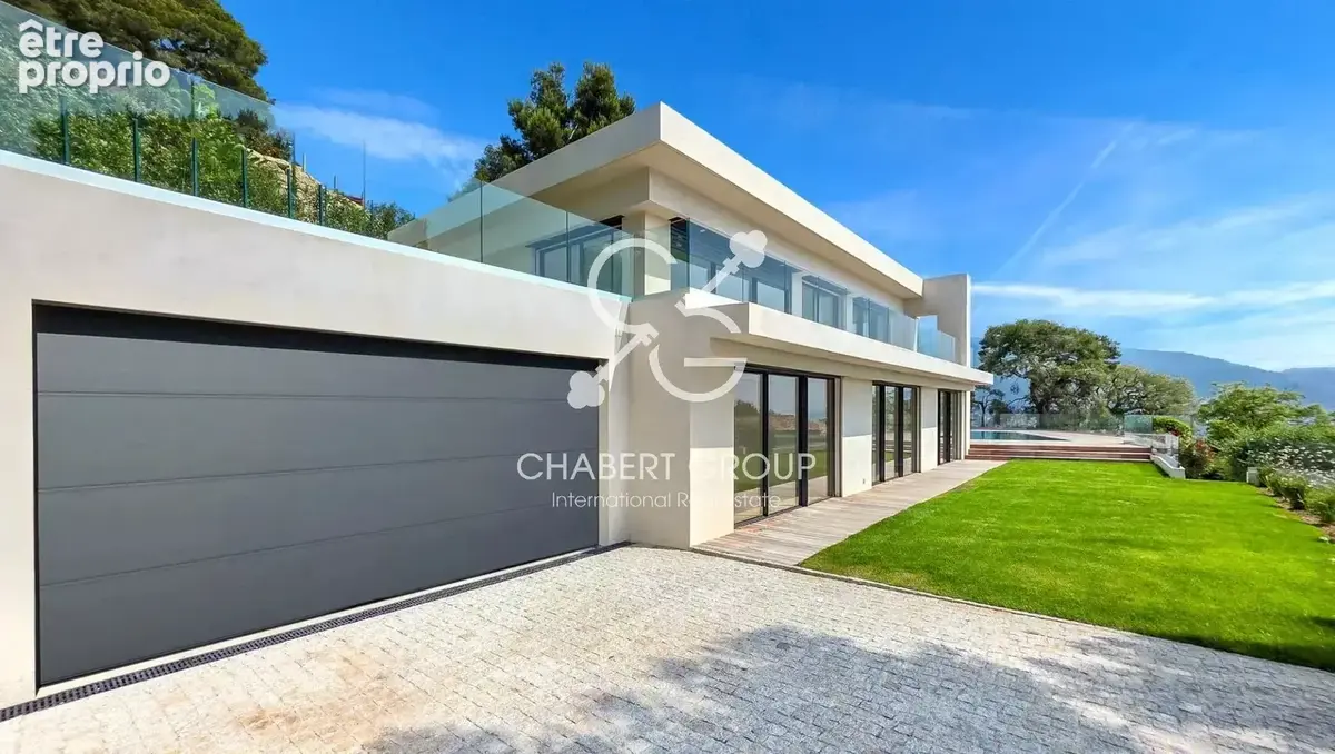 Roquebrune-cap-martin - villa - 5 pièces - 238 m² - vue mer d'exception - terrain de 2 020 m² - terrasse de 70 m² - piscine - do - photo 4