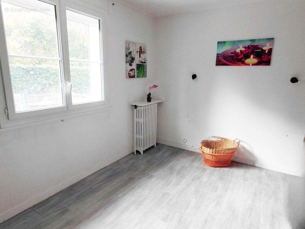 Maison à vendre 7 pièces BRIENON SUR ARMANCON (89) - photo 8