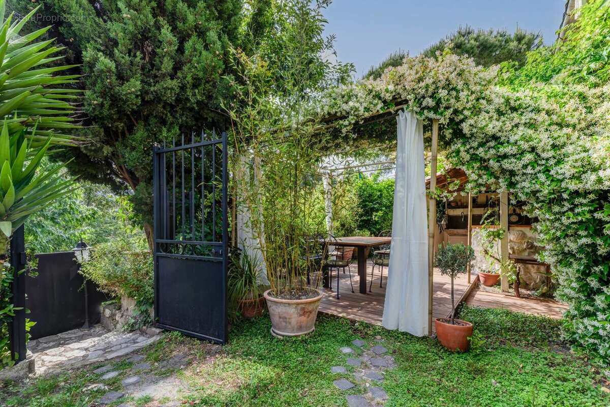 Maison à CAGNES-SUR-MER