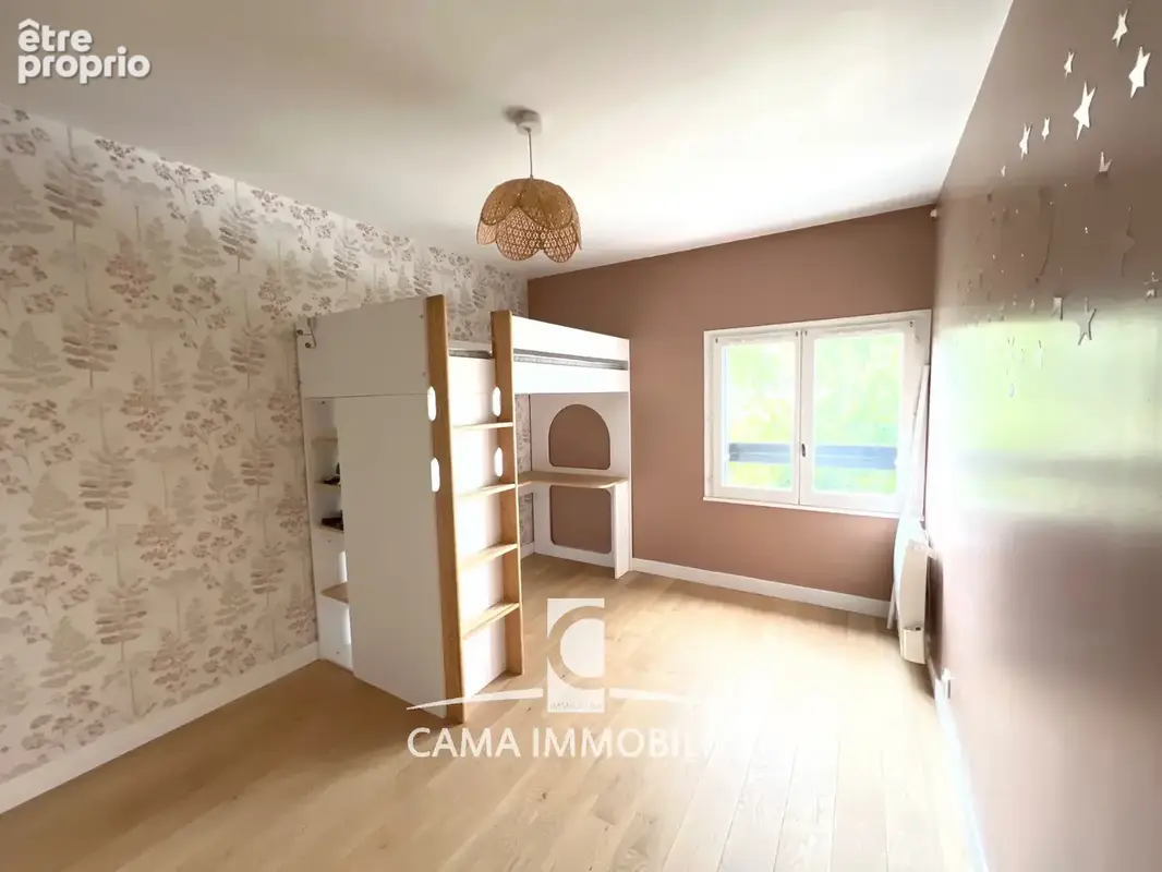 Maison mitoyenne en excellent état dans une résidence familiale recherchée - photo 8
