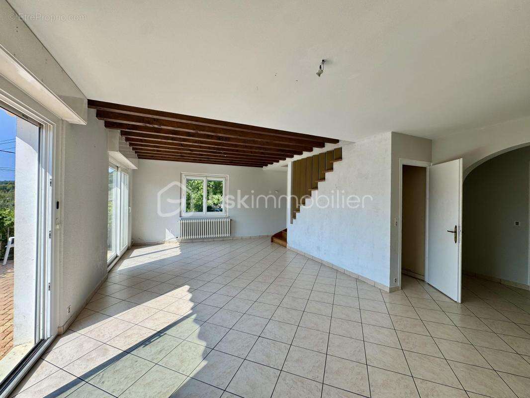 Maison 8 pièces 285 m² - photo 4