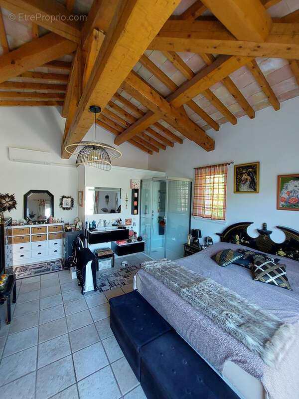 Maison à LA MOTTE
