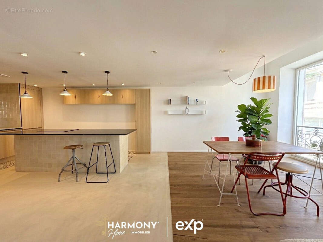 Maison 144 m² à Marseille-6e  - photo 3