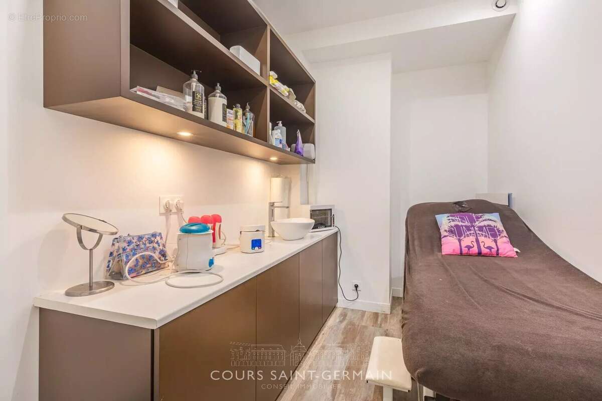 Commerce à PARIS-15E