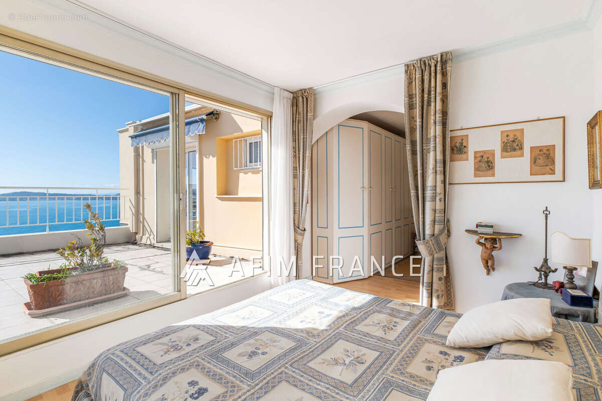 Appartement à CAP-D'AIL