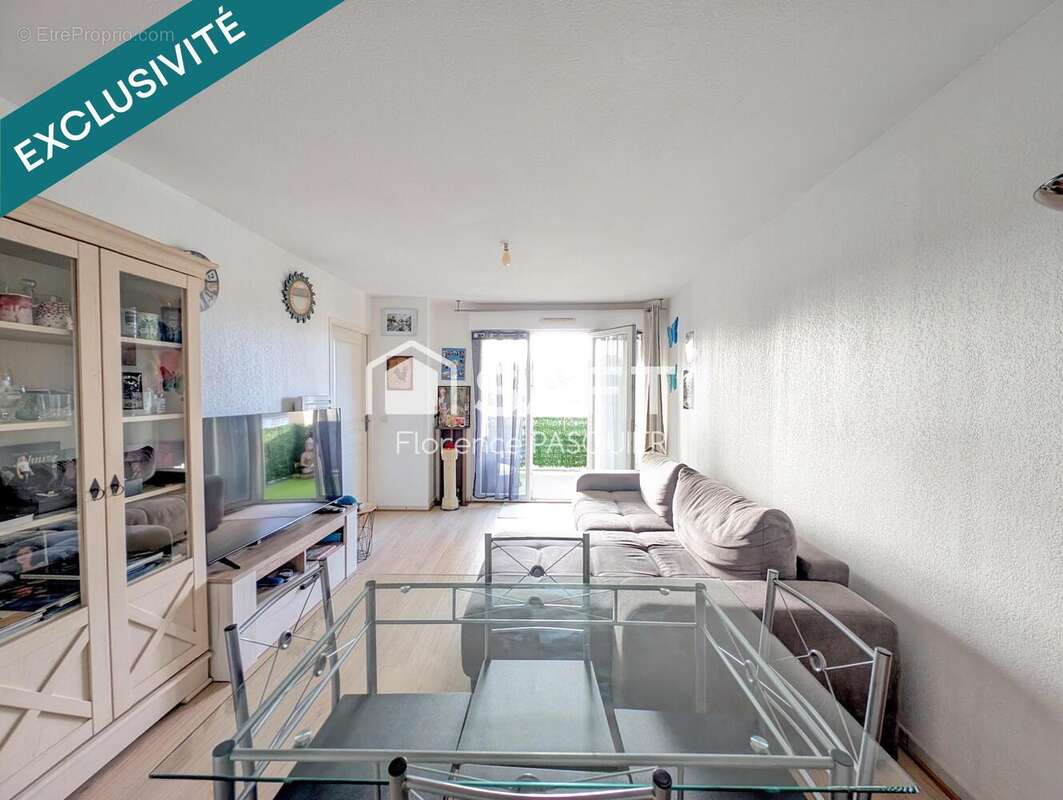 Photo 2 - Appartement à PAREMPUYRE