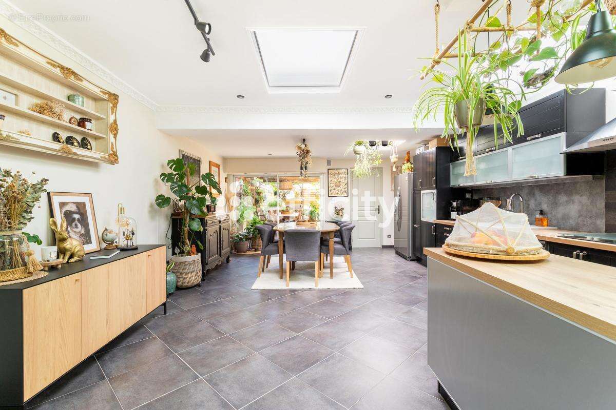 Maison 153 m² à Tourcoing  - photo 6