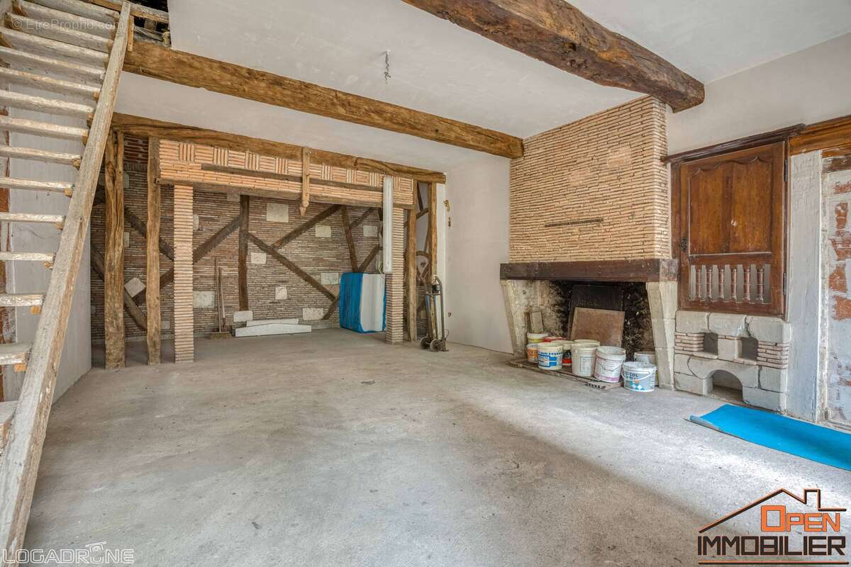 Appartement à CANCON