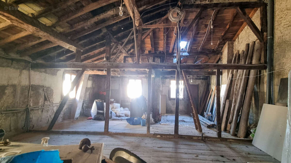 piéce a renover - Maison à MIREPOIX