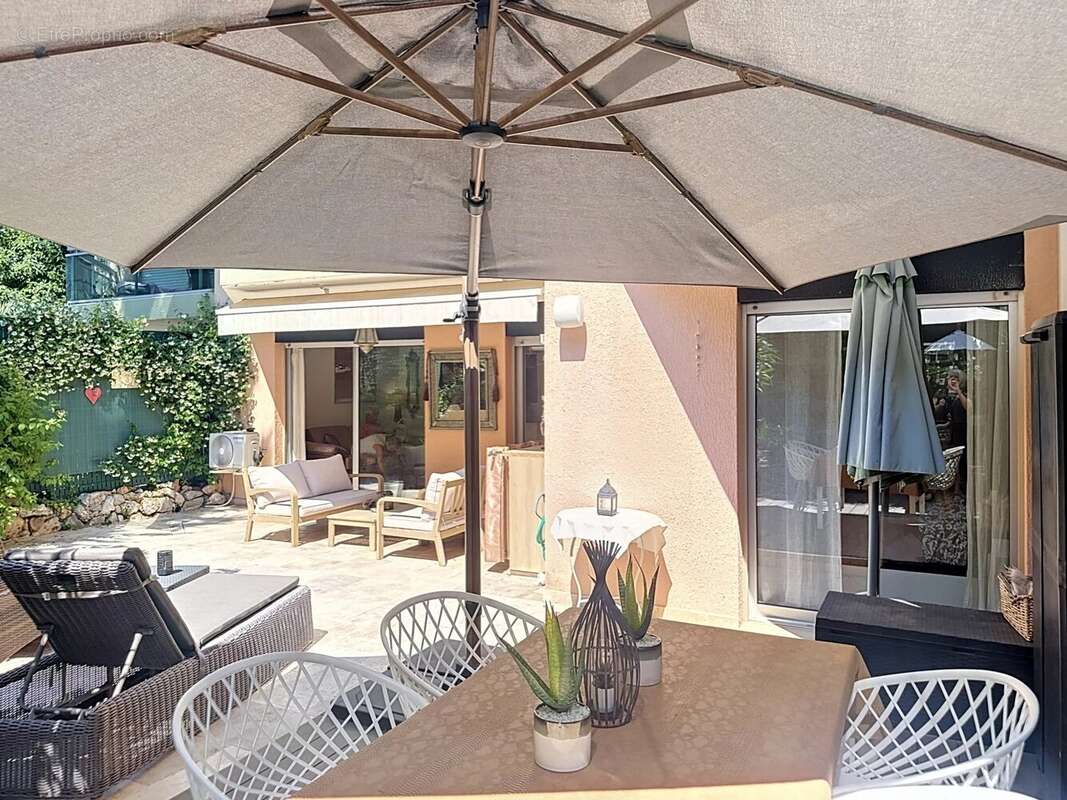 Cannes residence avec piscine : 2 pieces  en rez-de-jardin - photo 7