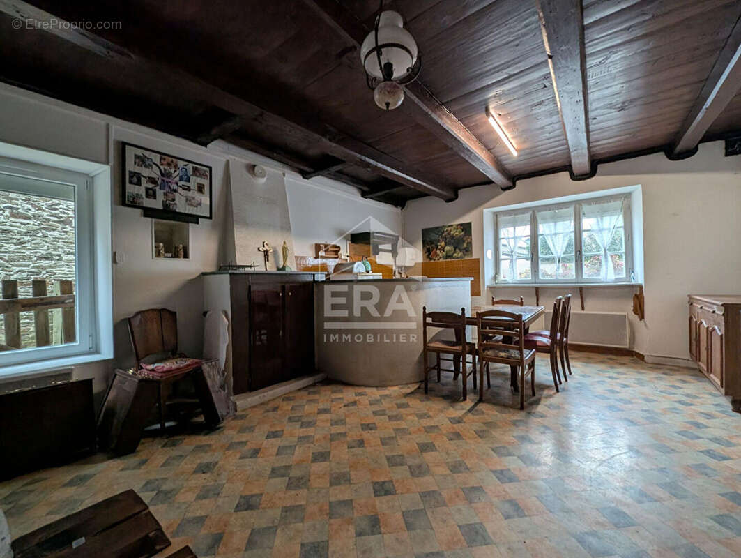 Maison à SAINT-MELOIR-DES-ONDES