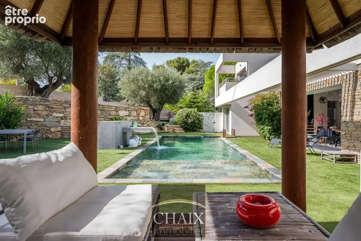 13600 LA CIOTAT - Villa contemporaine haut de gamme avecaccès plage privée - photo 6