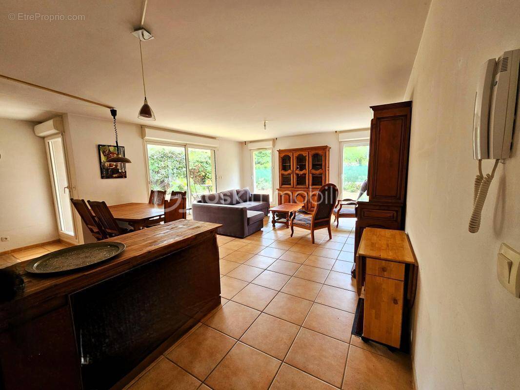 Appartement à MARSEILLE-12E