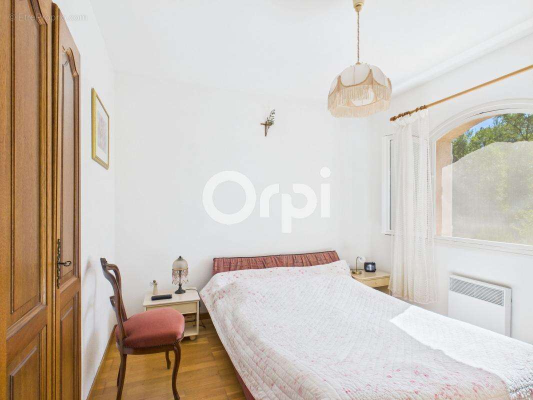 Maison à SAINT-PAUL-EN-FORET